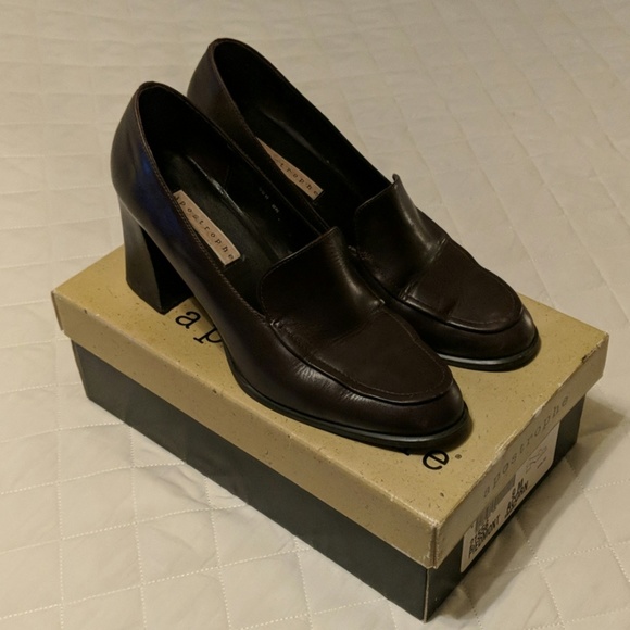 Apostrophe Shoes - Apostrophe Leather Heels- size 9m